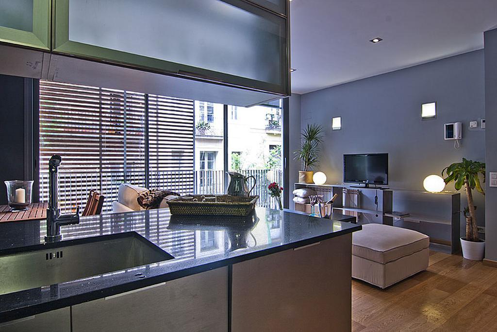 Apartment Barcelona Rentals - Gracia Pool Apartments Center Εξωτερικό φωτογραφία