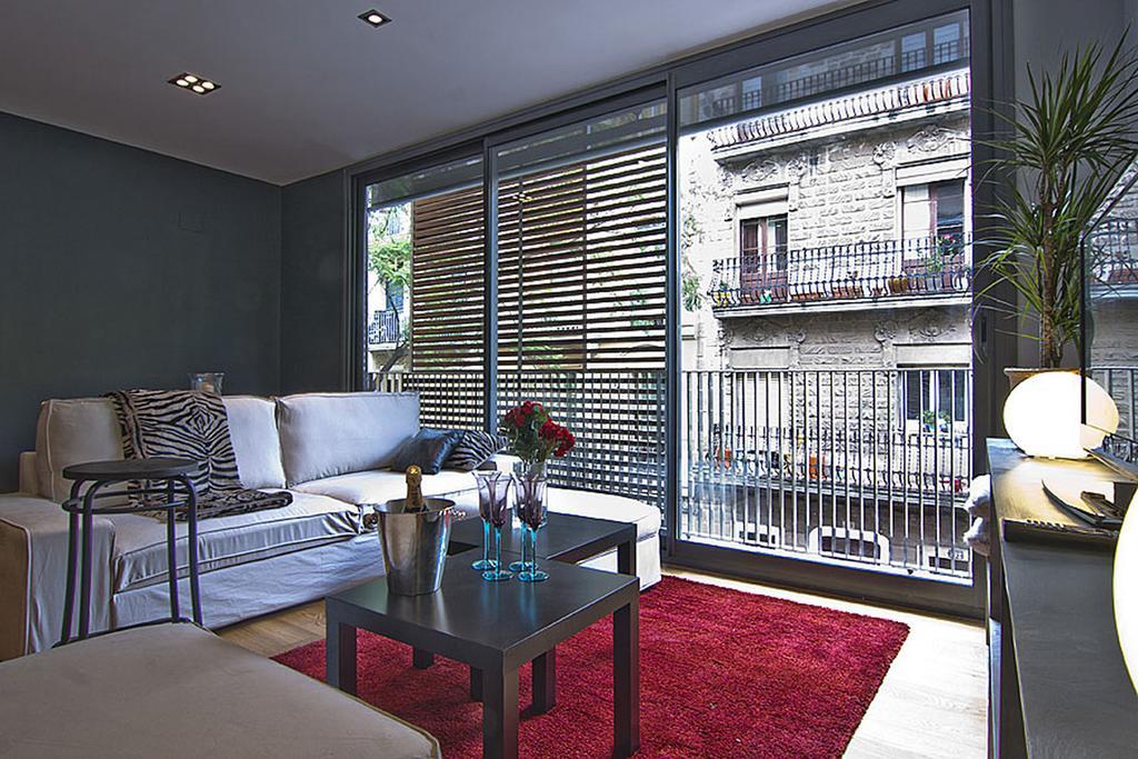 Apartment Barcelona Rentals - Gracia Pool Apartments Center Εξωτερικό φωτογραφία